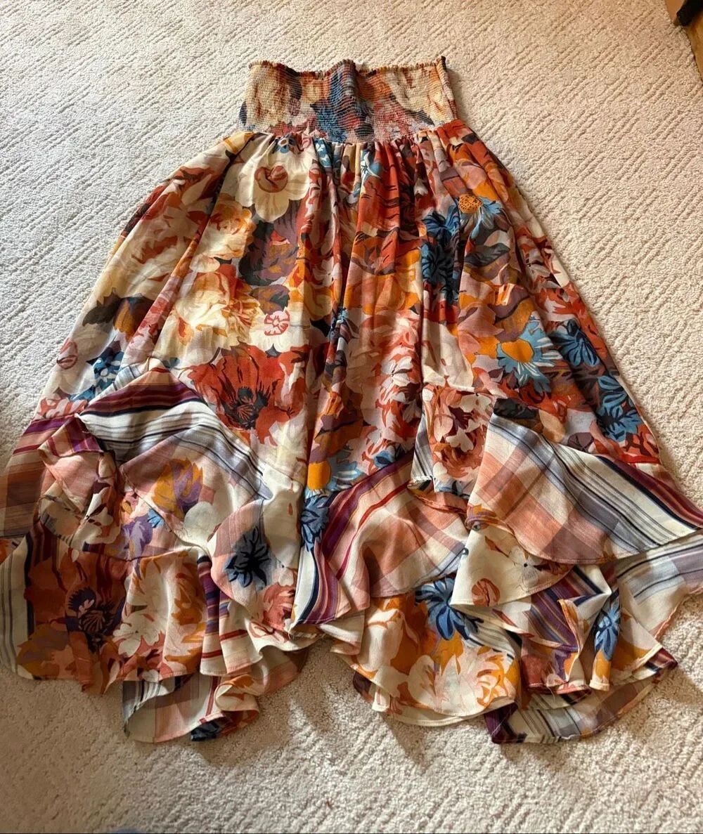EUC Anthropologie Akemi + Kin Skirt